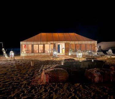 M'Hamid El Ghizlane Otro | Arawan Luxury Desert Camp at Erg Lihoudi