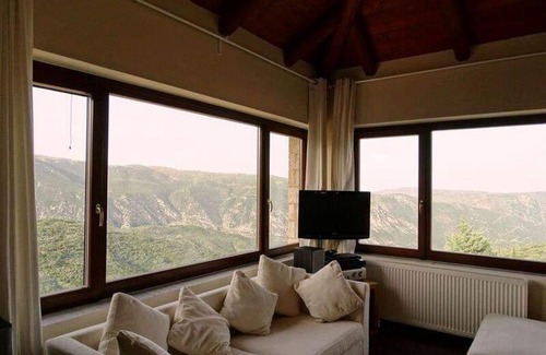 Arachova Casa | Araxova villa ELGREKO