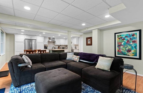 Ann Arbor Apartamento | Arbor Hideaway - Brand New! Bring your dog!