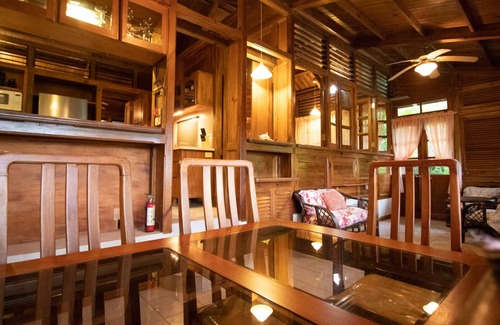 Castara Cabaña | Arbor Cottage ~ Piérdete en la naturaleza y encuéntrate en la paz