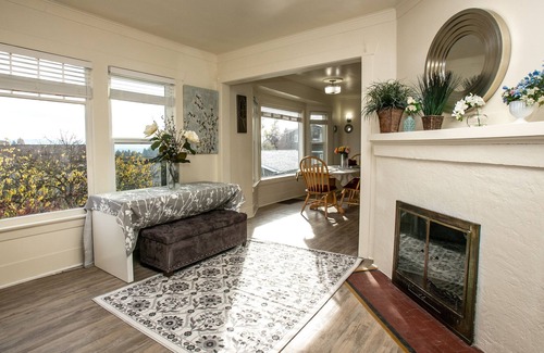Stevens Cabaña | Arboretum View House