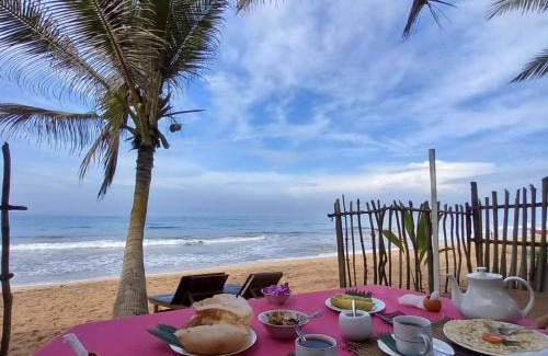 Aturuwella Hotel | Arcade Beach Hotel