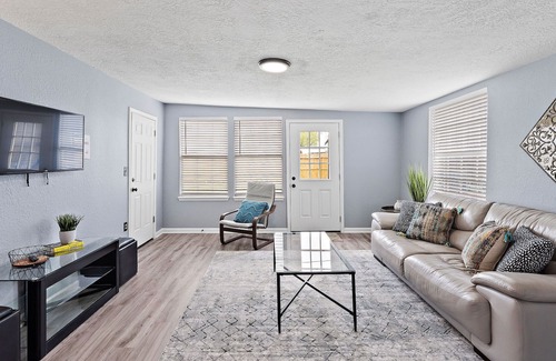 Pasadena Casa | 🏠 Arcade ❤️ Covered Pavilion ❤️ Sleep 7 in this 3 Bedroom 1 Bath Home 5 star hos