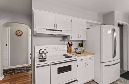 Northtown Casa | Arcade Game Rm-Pets! Fenced Backyard-3 Mi to Dwntwn & Gonzaga