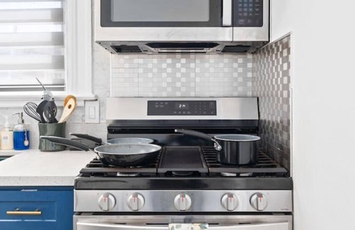 North Long Beach Apartamento | Arcade & Huge Yard | 30 Min to Disneyland