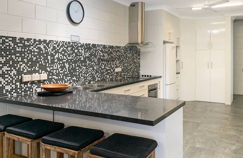 Arcadia Apartamento | Arcadia Beach Unit 3 - Beachfront Holiday