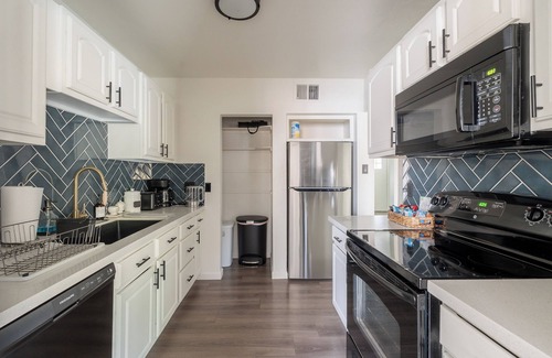 Camelback East Casa | Arcadia Oasis, 4BR Ranch w/Private Pool & Den