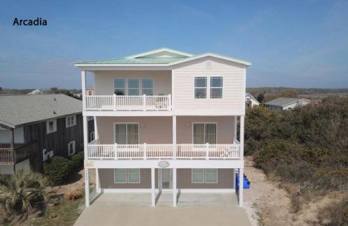 Oak Island Casa | Arcadia
