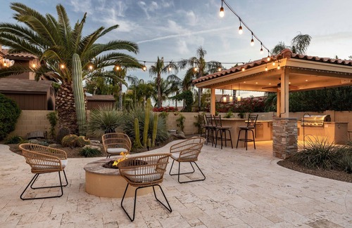 Arabian Views Casa | Arch Views | Beautifully designed home with swimming, pool table and more!
