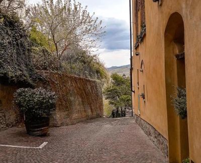 Barolo Apartamento | Archi del '400 Appartamento