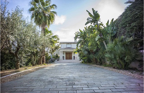 Golfe Juan Villa | Estilo Californiano de Lujo Villa con vistas al mar y cerca de la playa en Golfe Juan