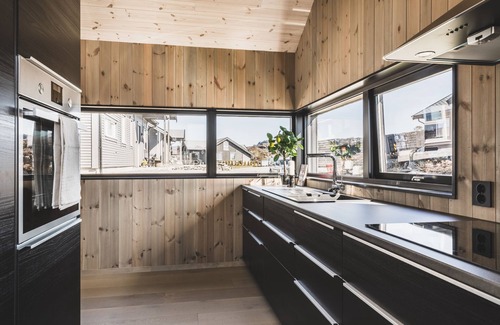 Sund Casa | ARMARIO DISEÑADO POR ARQUITECTOS V / MAR GRANDE CON JACUZZI AL AIRE LIBRE