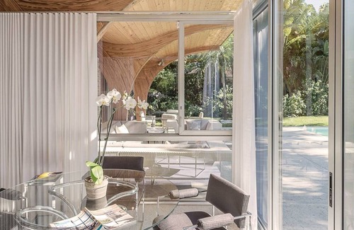 Golden Beach Casa | Icono arquitectónico ubicado en la hermosa isla de Venecia
