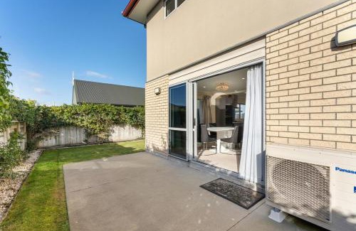 Whanganui Casa | Architectural Retreat in Prestigious Whanganui