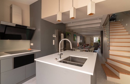 Ars-en-Re Casa | Recientemente (2018) casa de pueblo remodelada y renovada arquitectónicamente