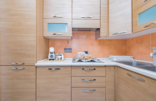 Bicocca Apartamento | Arcimboldi's Terrace & Secure Parking