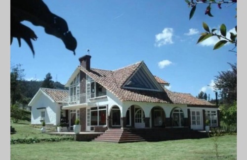 Paipa Casa | ARCOS DE LA LOMA