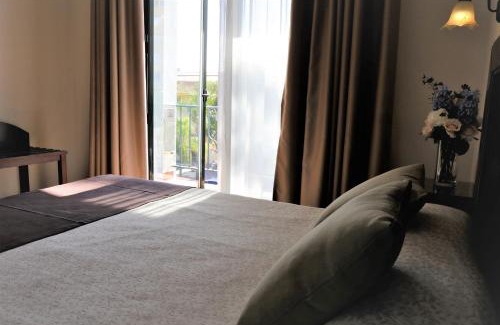 Carihuela Hotel | Arcos de Montemar