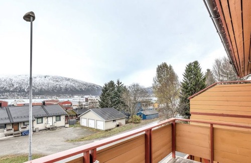 Tromso Casa | Arctic Apartment Modern 3-bed House in Tromso