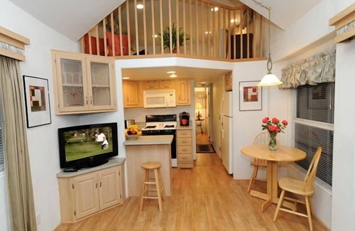 Old North Sacramento Otro | Arden Acres Executive Suites and Cottages