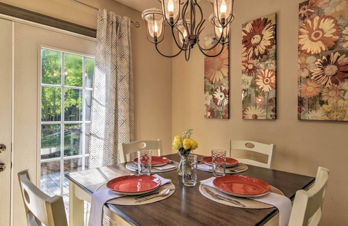 Arden Cabaña | ¡NUEVO! Arden Cottage w / Fire Pit - 11 Mi a Asheville