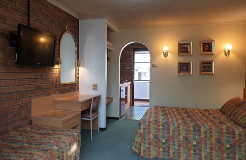 North Melbourne Hotel | Arden Motel