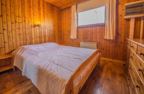 Somme-Leuze Chalet De Esquí | Ardennes chalet Fluffy's home near Somme-Leuze with terrace