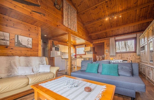 Somme-Leuze Chalet De Esquí | Ardennes chalet Fluffy's home near Somme-Leuze with terrace