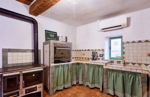 Sarteano Apartamento | Alojamiento de 3 habitaciones en Sarteano
