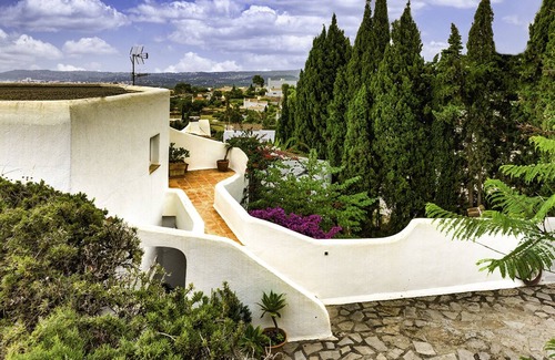 Javea Apartamento | Are you looking for something unique for your well-deserved holiday? An exceptional holiday home? Then this is your ideal holiday destination… ..