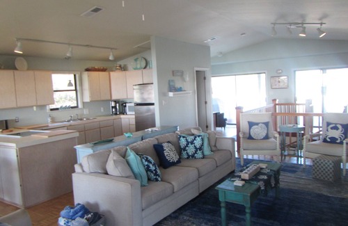 Indian Pass Casa | Are you ready to Walk The Plank? Gulf Front Indian Pass 3 bed/3 bath- SPECIALS!
