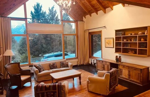 Villa Los Coihues Casa | Arelauquen Golf Casa