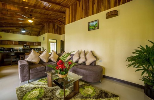 La Fortuna Casa | Arenal ginger home. La atmósfera perfecta para ese merecido descanso.