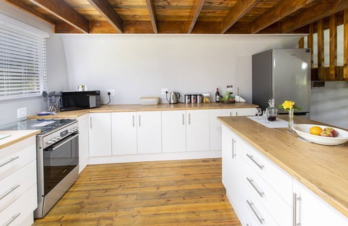 George Casa | ArendsRus Country Lodge