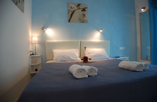 Perissa Casa | Aretousa Villas