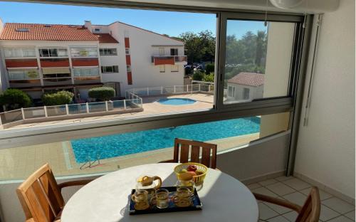 Plage d'Argeles Apartamento | ARGELES PLAGE STUDIO PISCINE PARK. PRIVATIF DANS RES. SECURISEE