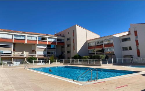 Plage d'Argeles Apartamento | ARGELES PLAGE STUDIO PISCINE PARK. PRIVATIF DANS RES. SECURISEE