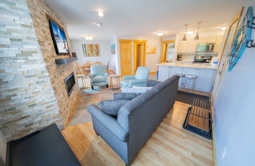 Lakeside Village Condominio | Argentine 1504