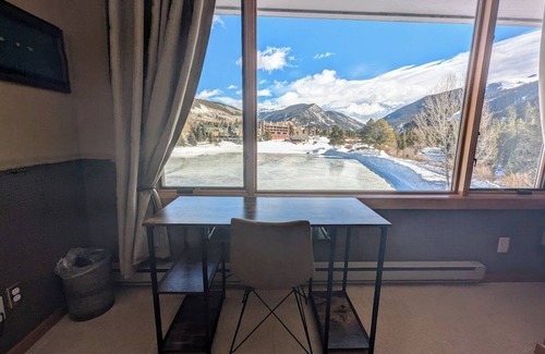 Lakeside Village Condominio | Argentine 1523
