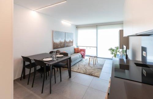 Bellinzona Apartamento | Argento Spectacular and Modern 5 for 4 guests -By EasyLife Swiss