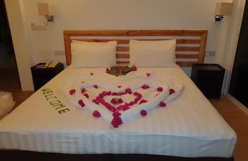 Dhangethi Casa | Arianna Dhangethi