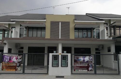 Taman Bukit Dahlia Casa | Arianna Homestay