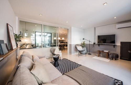 Phaya Thai Casa | Aridom Designer Loft House