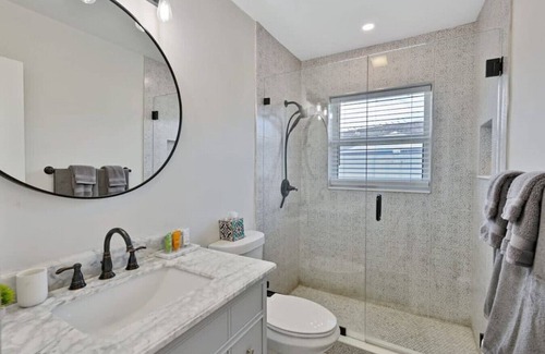 Garden Isles Casa | Ariel Beach Cottage Sleeps 11 Heated Pool minutes from BEACH!!!
