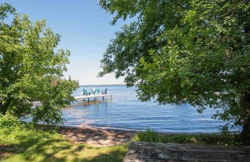 Fenelon Falls Casa | Aries Kabin- 2 Bedroom Fenelon Falls cottage