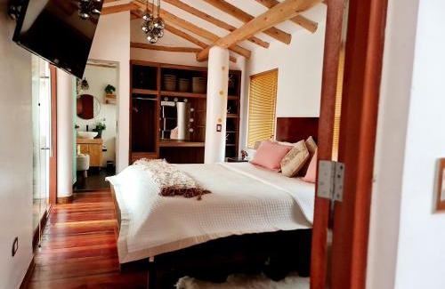 Huaran Villa | Arins House