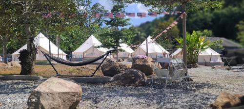 Janda Baik Otro | Arista glamcamp