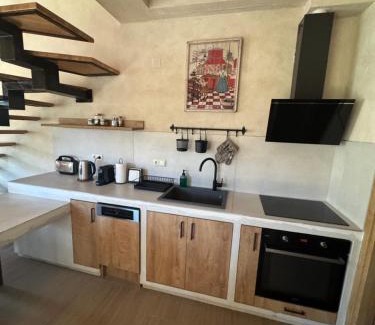 Aristi Apartamento | Aristi boutique stonehouse with attic