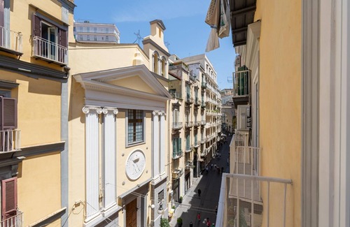 Chiaia Casa | Aristocrat Chiaia Bridge