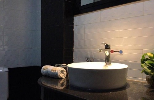 Mittakpheap Hotel | Aristocrat Residence & Hotel